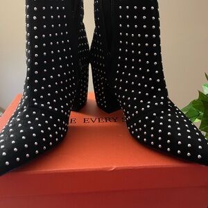 Design Lab Lord & Taylor Black Studded Heeled Boots